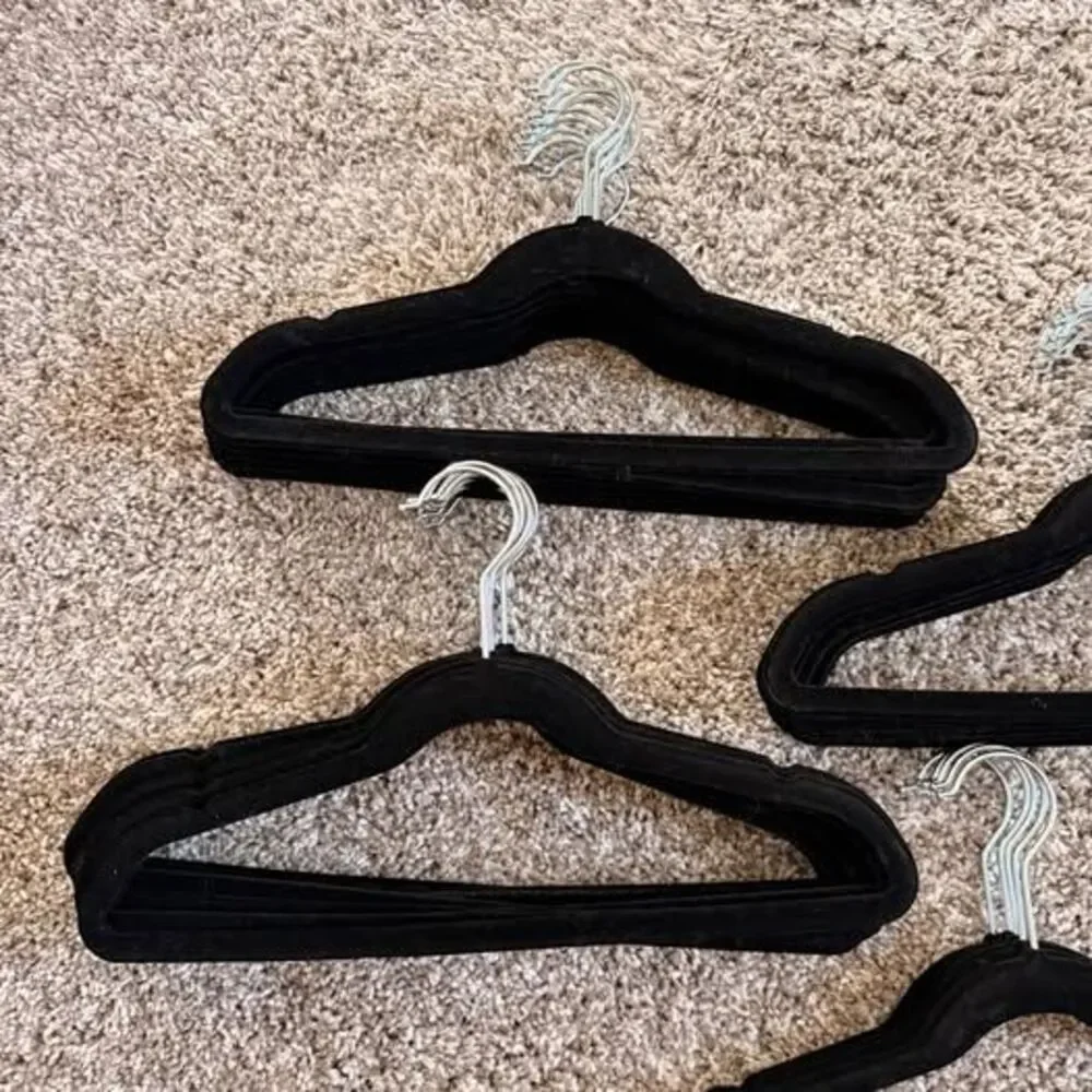 35 Felt hangers smaller size